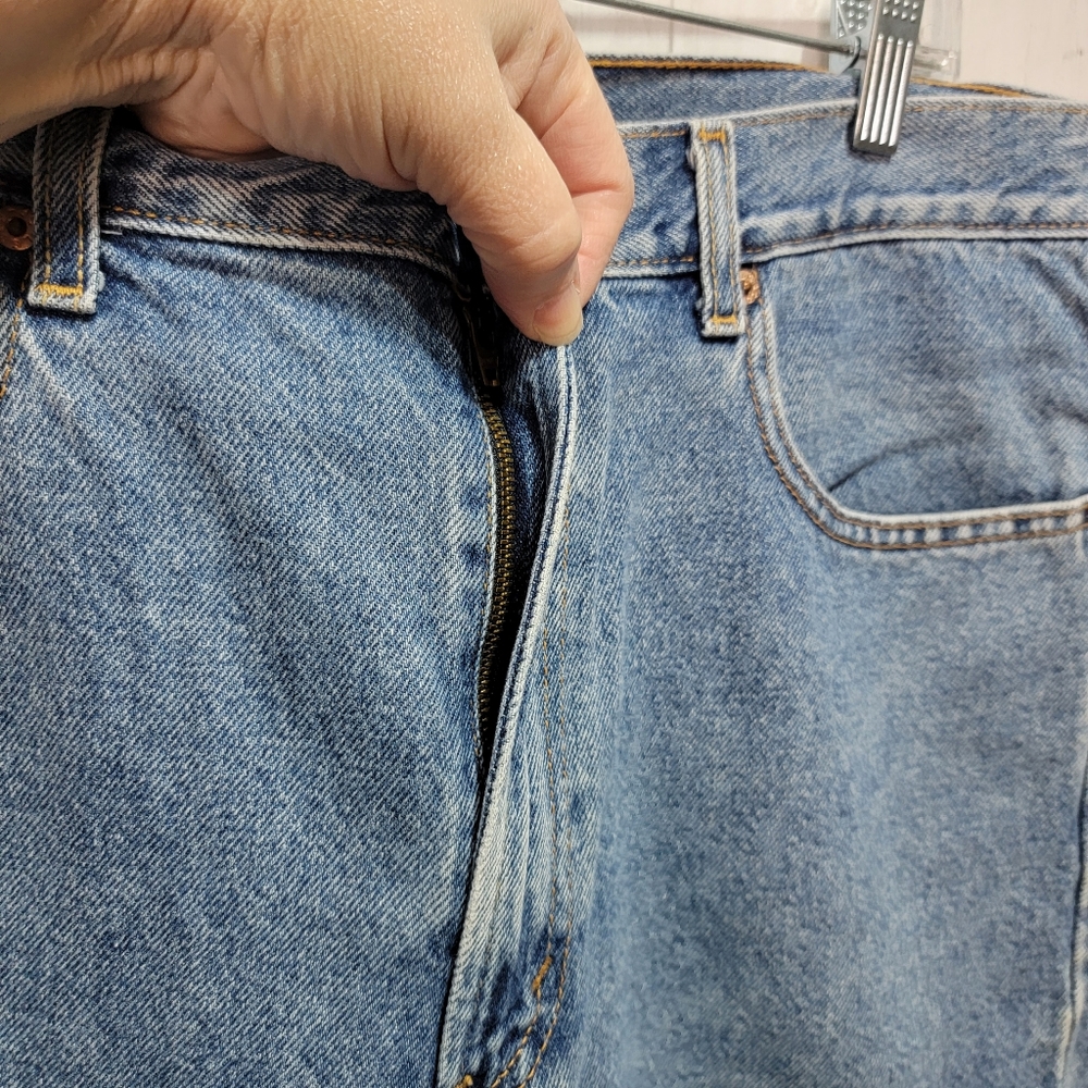 Levi’s Men’s 505 Regular Fit Blue Denim Shorts Size 36 Inseam 9" - Picture 3 of 8
